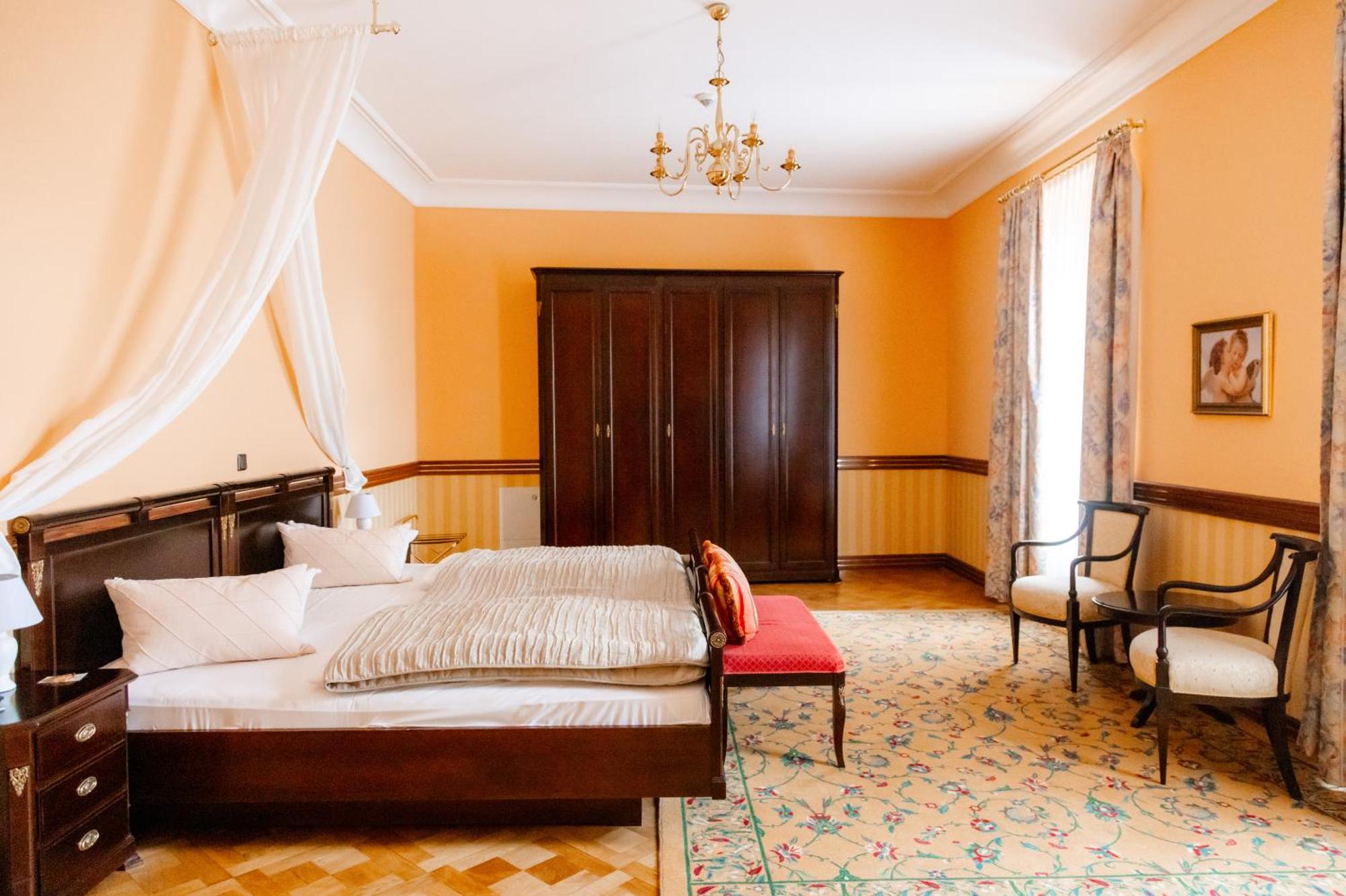 Hotel Schloss Schkopau Zewnętrze zdjęcie